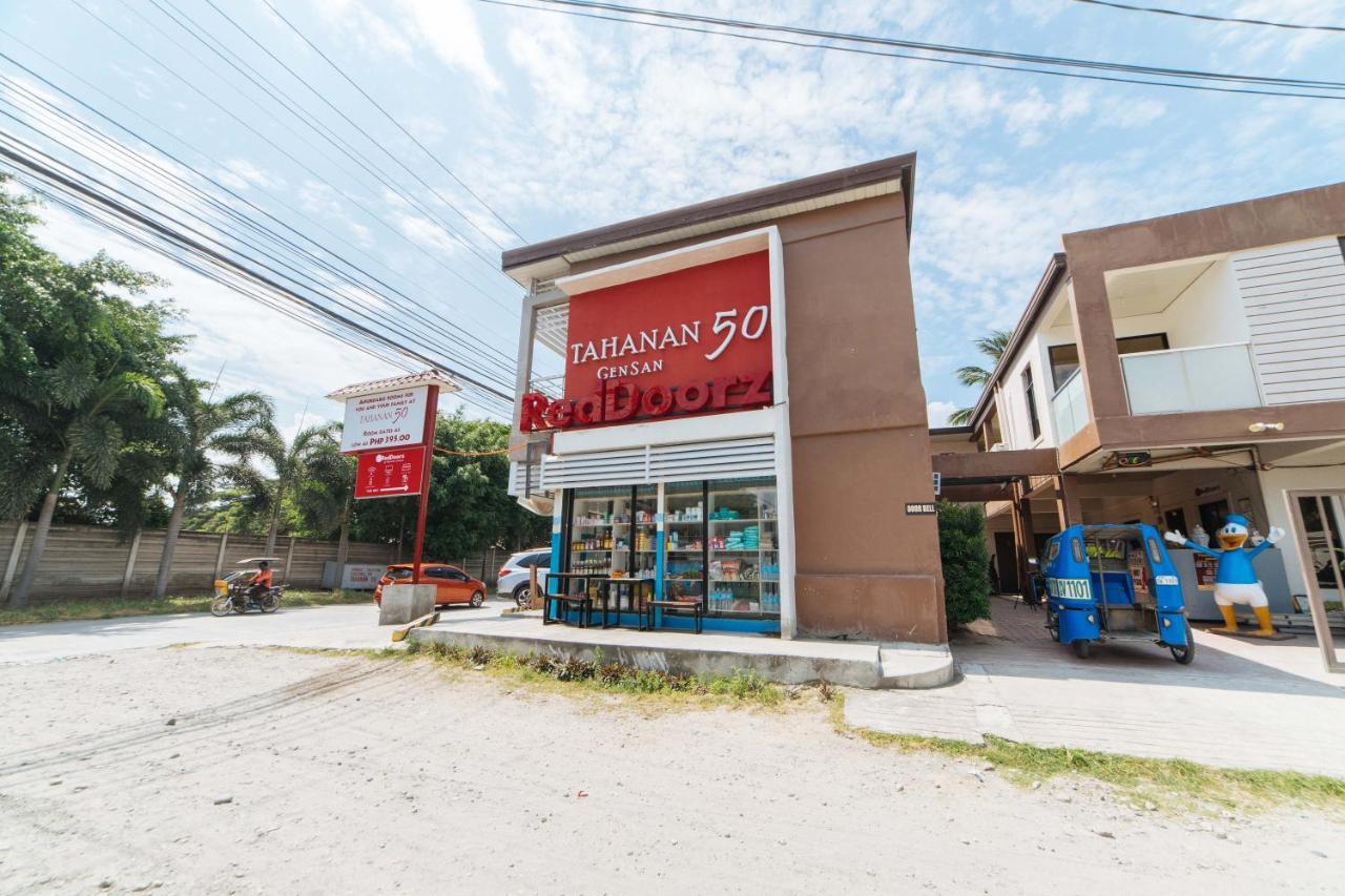 Reddoorz @ Aparente Gensan Hotell General Santos City Eksteriør bilde